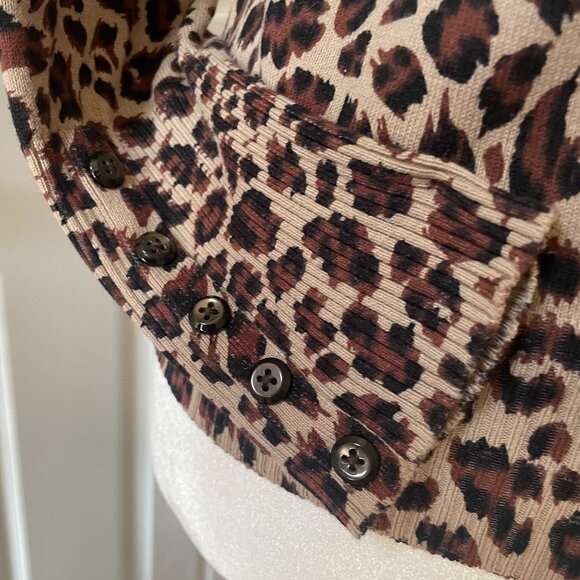 Women's Apt 9 Size M Cardigan Sweater Leopard Print Long Sleeve 84% Soft Cotton - Picture 7 of 9